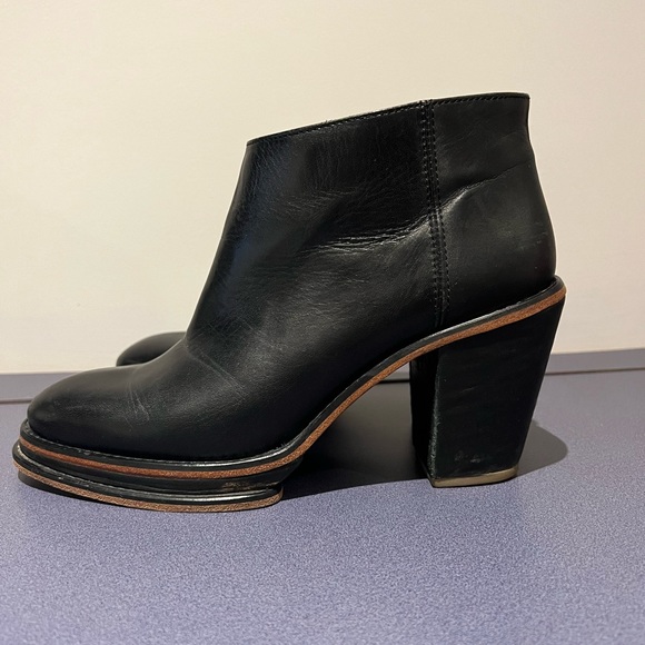 Rachel Comey Black Leather Ankle Bootie - Picture 3 of 6